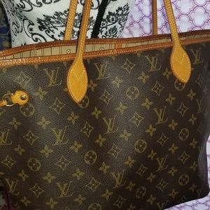 Sold!! Neverfull MM Monogram